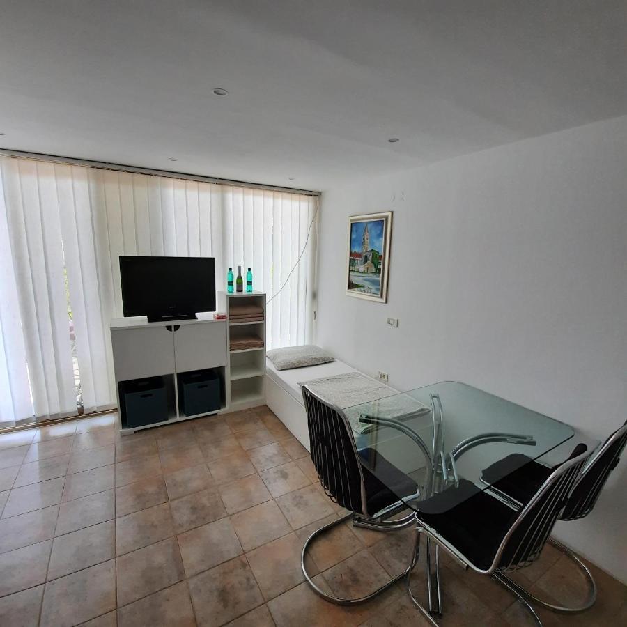 Apartment Luka ปอร์โตรอซ ภายนอก รูปภาพ